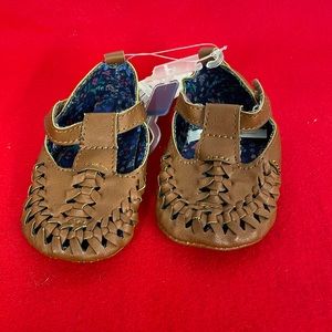 Baby b'gosh girls shoes size 3-6 months